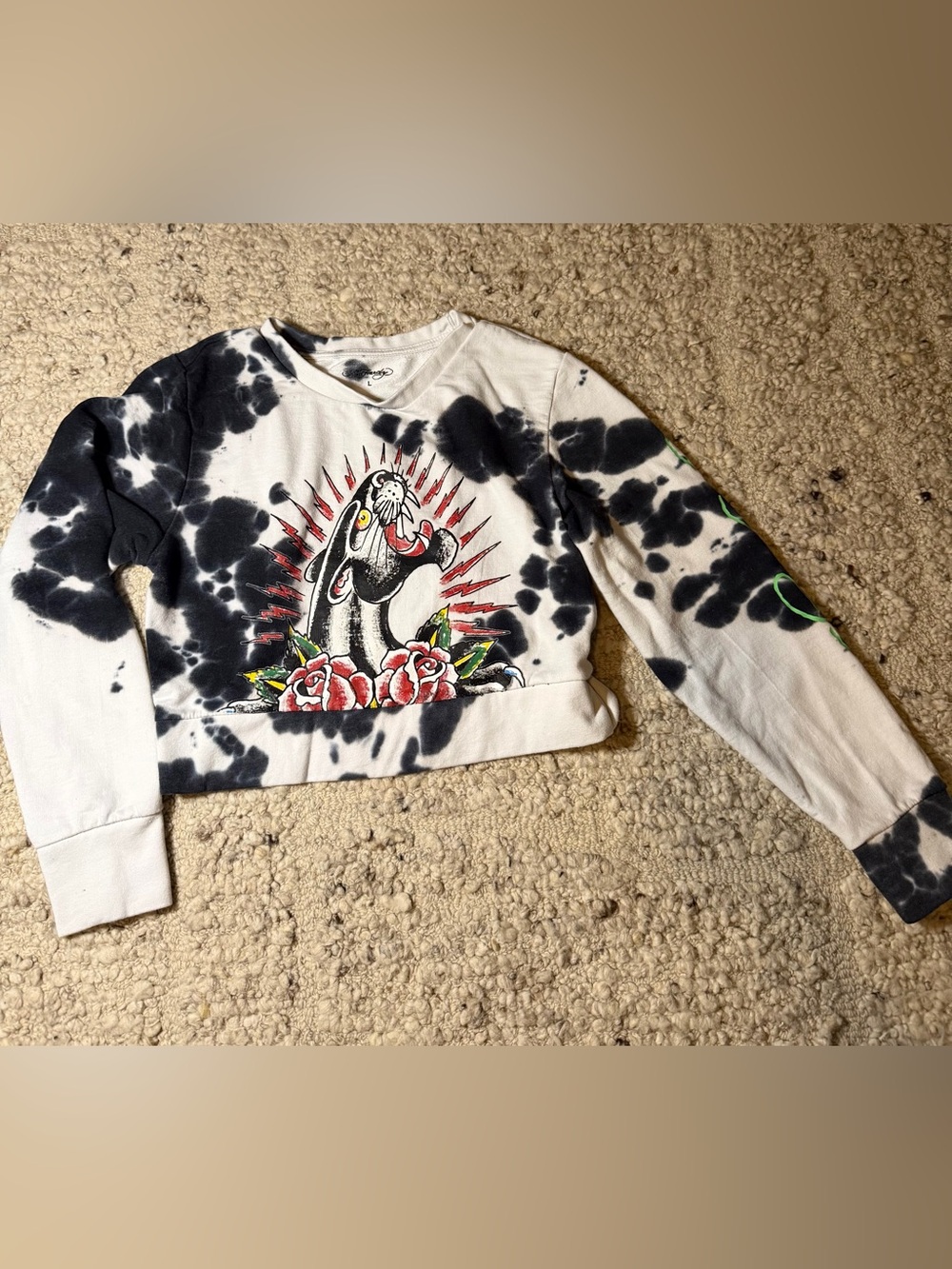 Ed Hardy Y2K Black & White Tie-Dye Cropped Sweatshirt with Red Rose Graphic